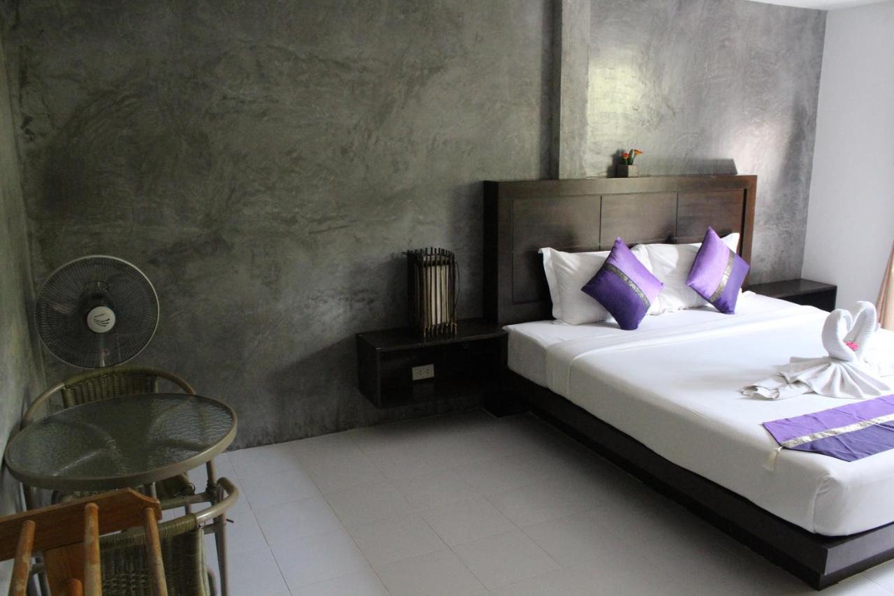 B Happy Resort - Sha Extraplus Kamala Beach Exterior photo